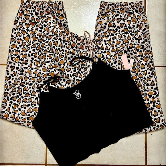 Victoria's Secret Other - New with tags 2 piece VICTORIA’S SECRET pajama set size XL